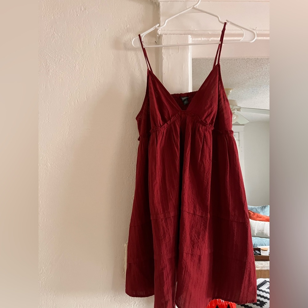Maroon light and flowy dress